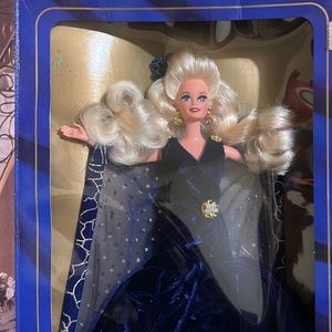 1995 Sapphire Dream Barbie (1st in series)
